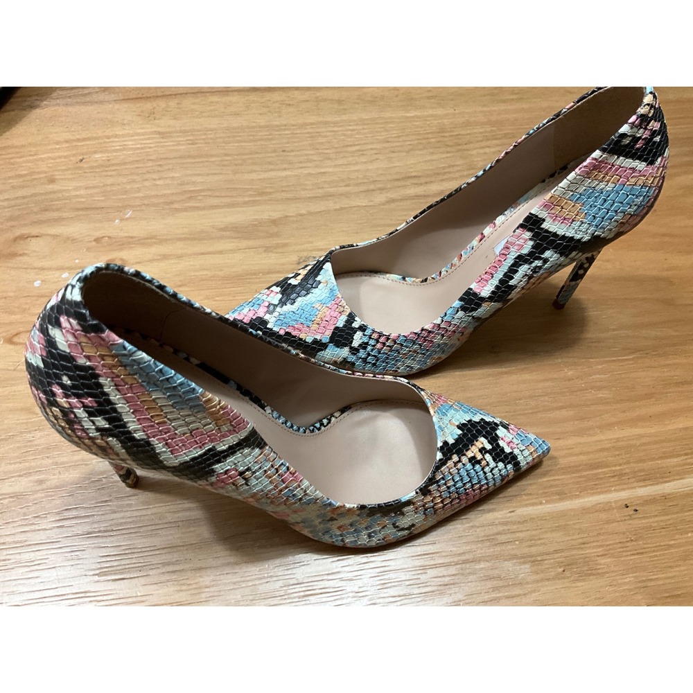 Steve Madden Vala Multi Color Snakeskin Pointed Toe Stiletto Pumps 8M VALA02S1